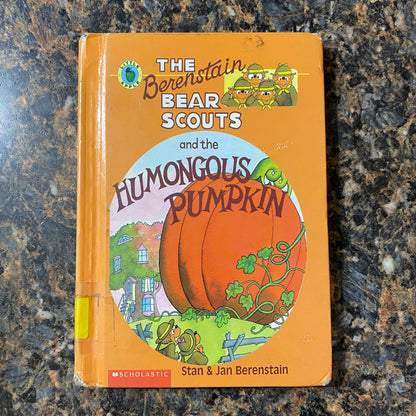 The Berenstain Bear Scouts and the Humongous Pumpkin